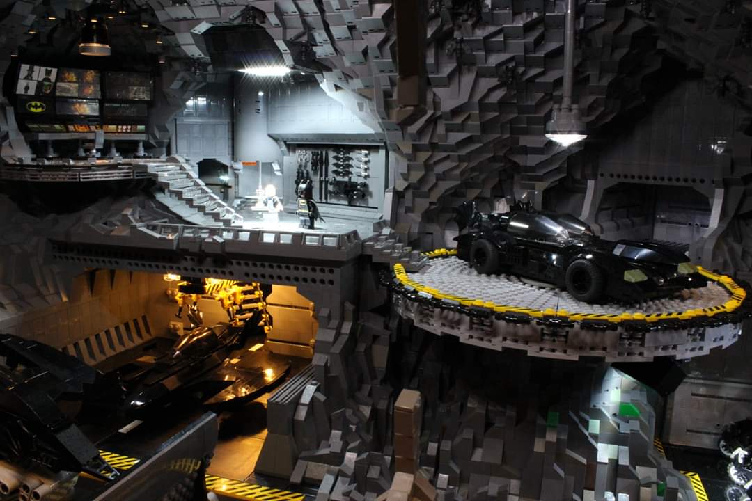 Lego Batman Batcueva: Combate Contra The Riddler 76183 – Jugueteria Blokke  